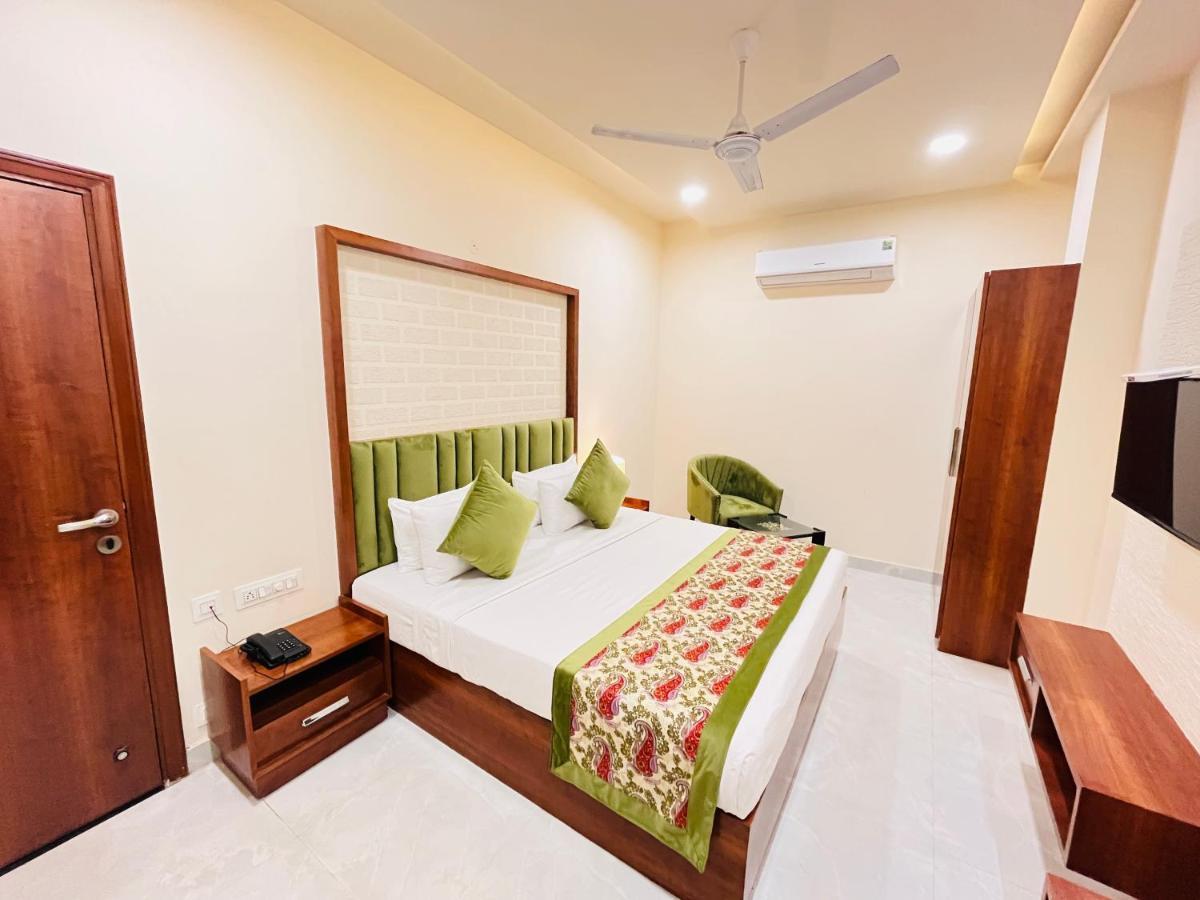 Hotel The Orchid Tree Amritsar - Walking From Golden Temple Exterior photo